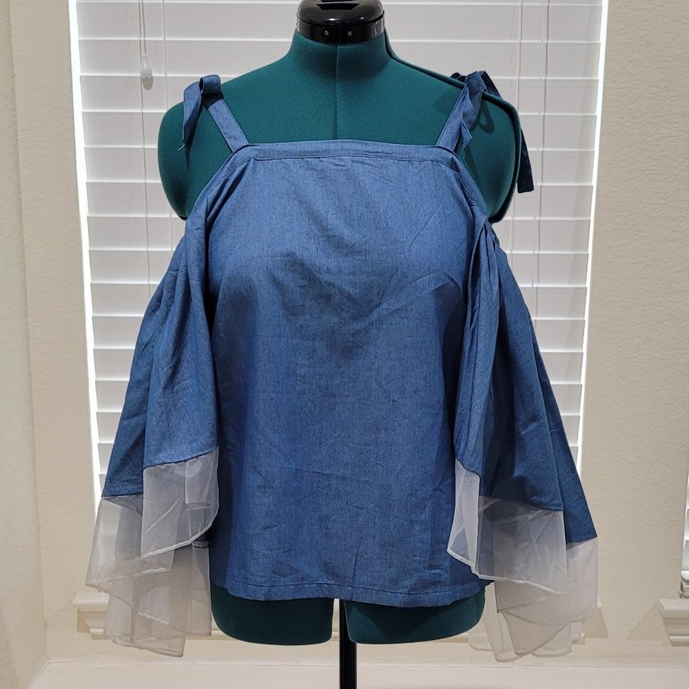 Cape halter top